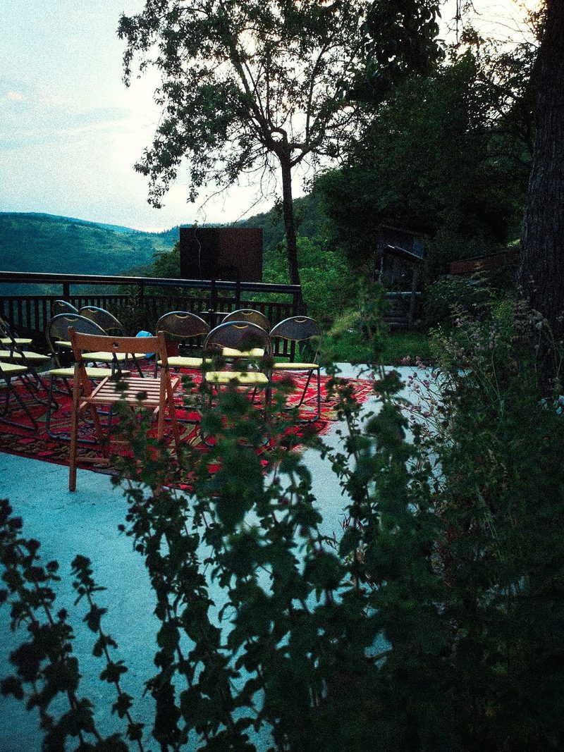The terrace set for the screening